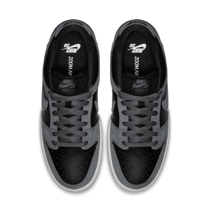 スニーカー Nike SB Dunk Low Dark Grey Black Gum SS 18 2018 Nike SB Dunk Low Dark Grey Black Gum - AR0778-001 Raffles