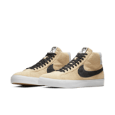 Nike SB Zoom Blazer Mid Stussy Angle 2