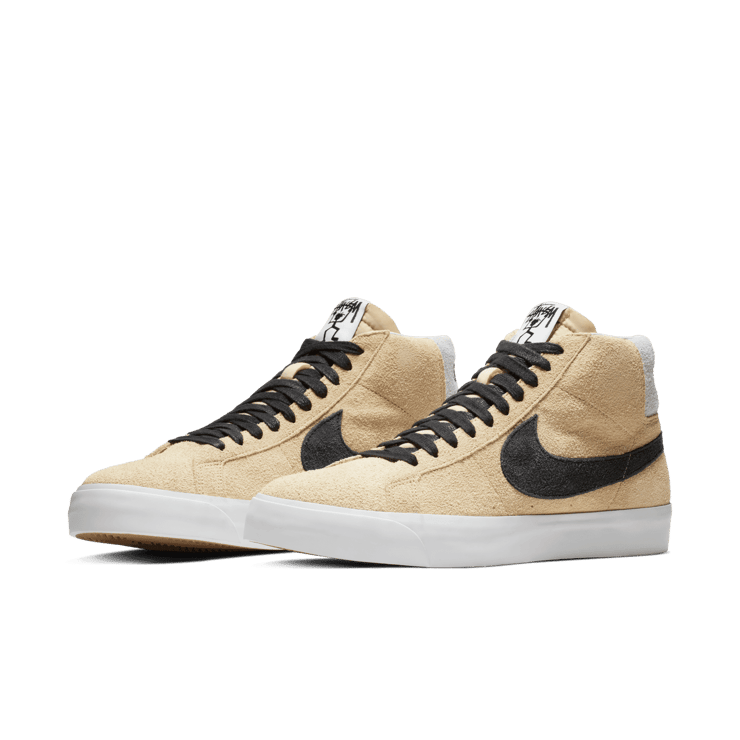 Nike SB Zoom Blazer Mid Stussy Angle 2