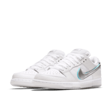 Nike SB Dunk Low Diamond Supply Co White Diamond Angle 2