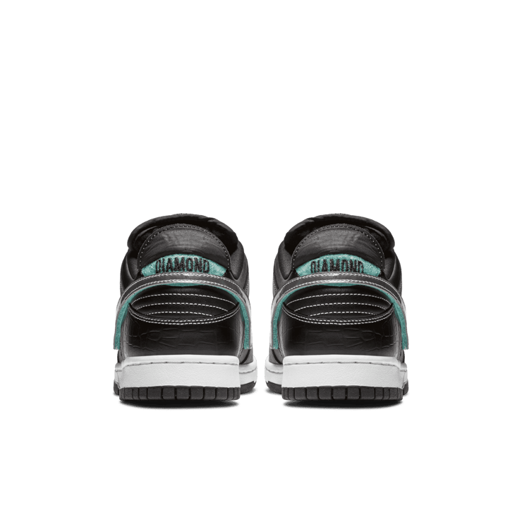 Nike SB Dunk Low Diamond Supply Co Black Diamond Angle 4