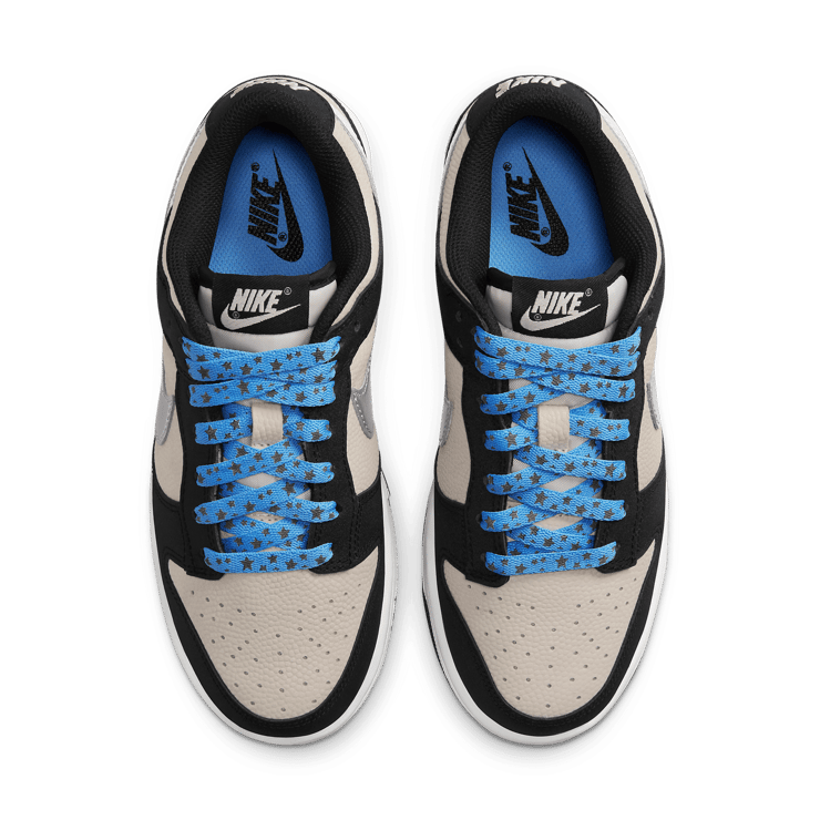 Nike Wmns Dunk Low Starry Laces ダンクスターシューレース星 Starry Laces Twinkle Across This Nike Dunk Low