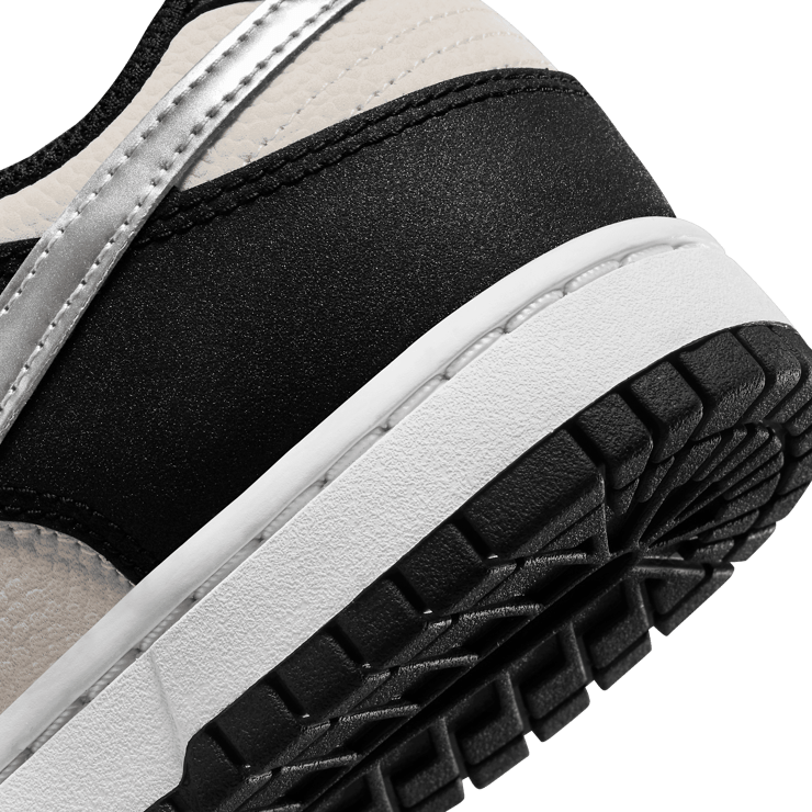 Nike Dunk Low Starry Laces Angle 5