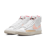 Nike Blazer Mid 77 Leap High (W) Angle 2