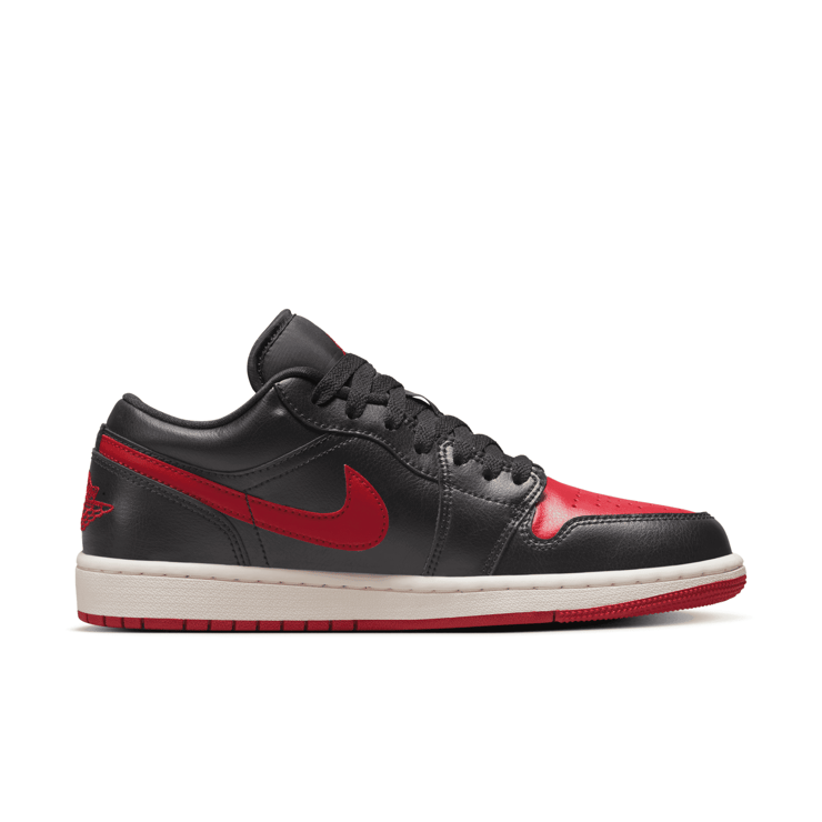 Air Jordan 1 Low Bred Sail (W) Angle 1