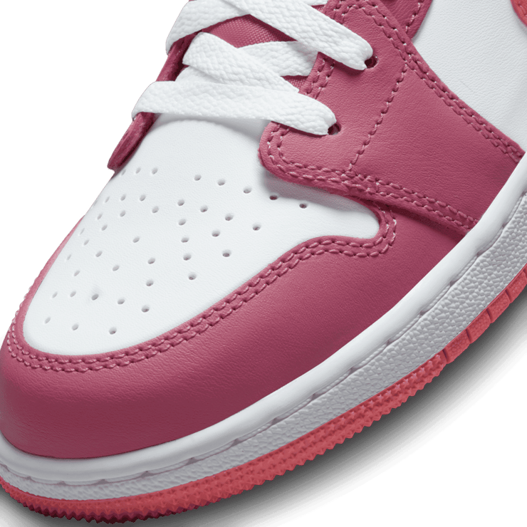 Air Jordan 1 Low Strawberries & Cream (GS) Angle 4
