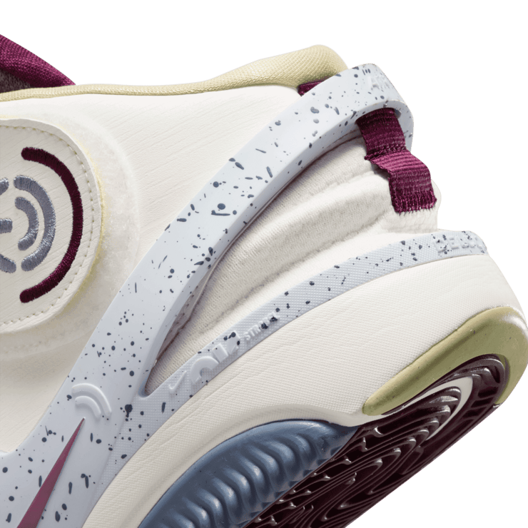 Nike Air Deldon Phantom Sangria Angle 5