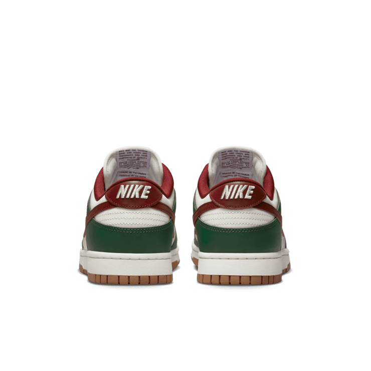 Nike Dunk Low Gorge Green Angle 3