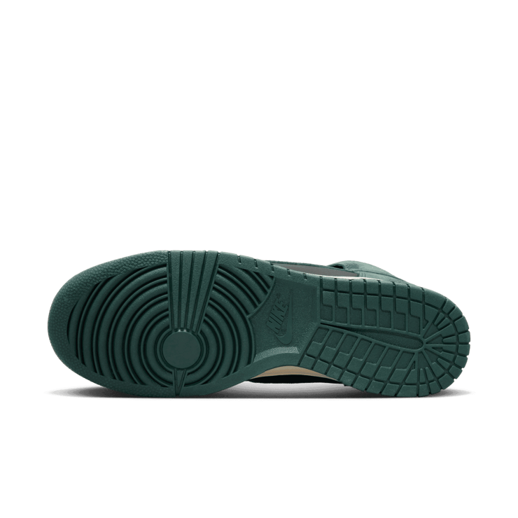 Nike Dunk High Premium Black Faded Spruce Angle 0