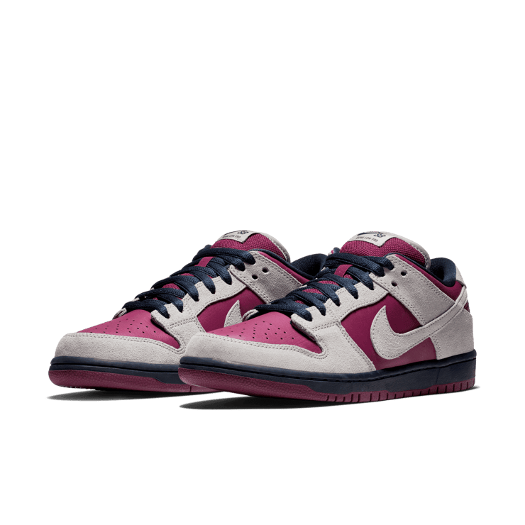 Nike SB Dunk Low Atmosphere Grey True Berry Angle 2