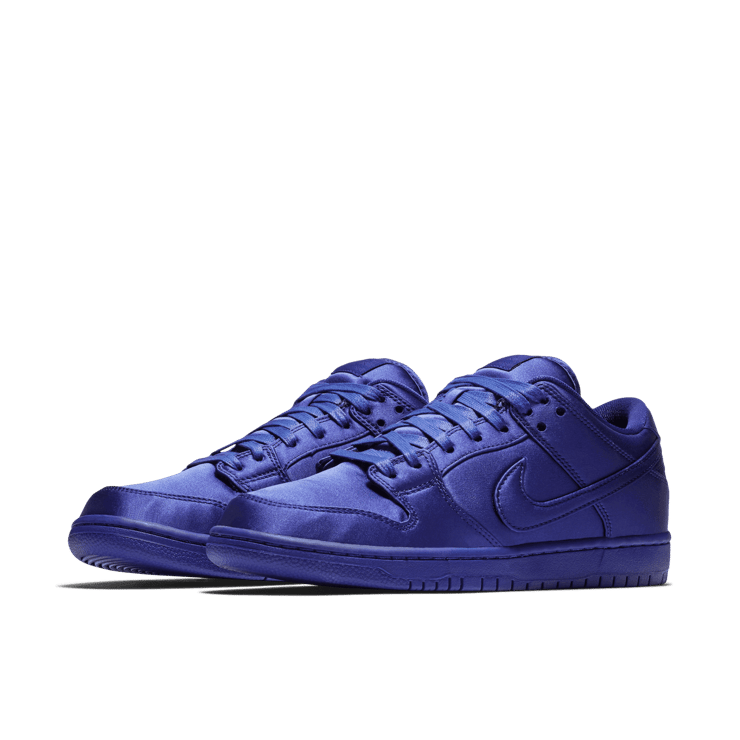 Nike SB Dunk Low NBA Deep Royal Blue Angle 2