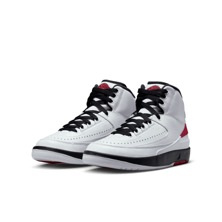 Air Jordan 2 Retro OG (GS) Angle 2