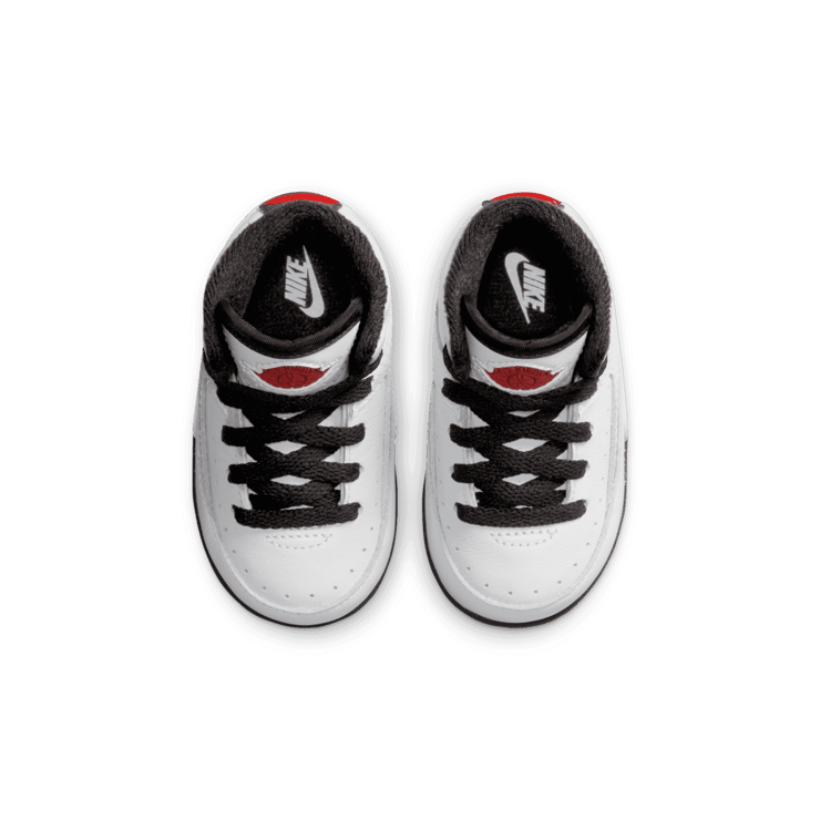 Air Jordan 2 Retro OG (TD) Angle 1