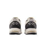 New Balance 1906D Refined Future Angle 4
