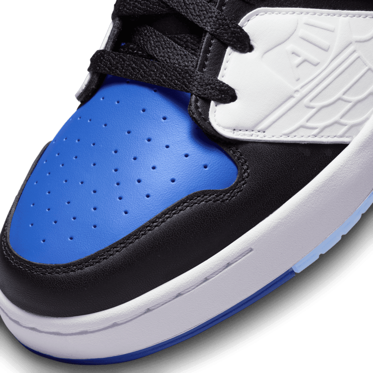 Air Jordan Nu Retro 1 Low Sport Royal Angle 4