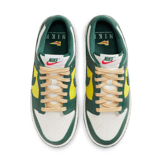 Nike Dunk Low Noble Green Angle 1