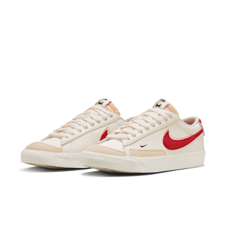 Nike Blazer Low 77 Retro Logo Sail Gym Red Angle 2