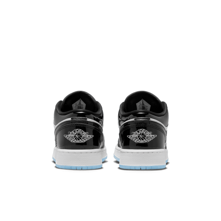 Air Jordan 1 Low SE Concord (GS) Angle 3