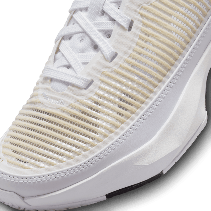 Air Jordan 37 Cardinal (GS) Angle 4