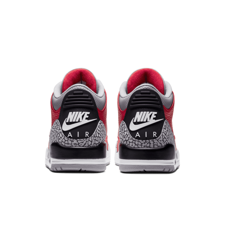 Air Jordan 3 Retro SE Red Cement Angle 3