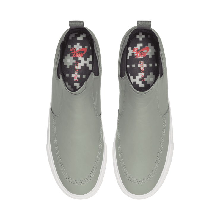 Nike SB Zoom Janoski Slip Mid RM Jade Horizon Angle 1