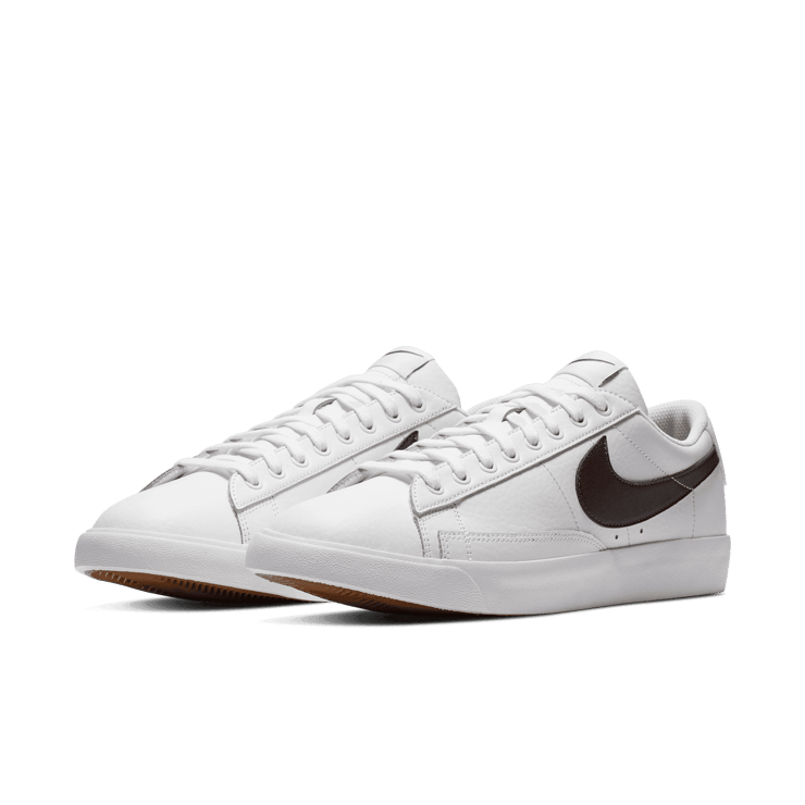 Nike Blazer Low Premium White Angle 2