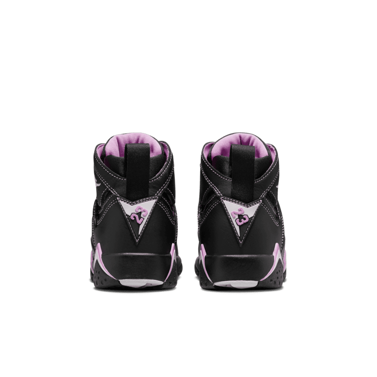 Air Jordan 7 Retro Barely Grape (GS) Angle 3