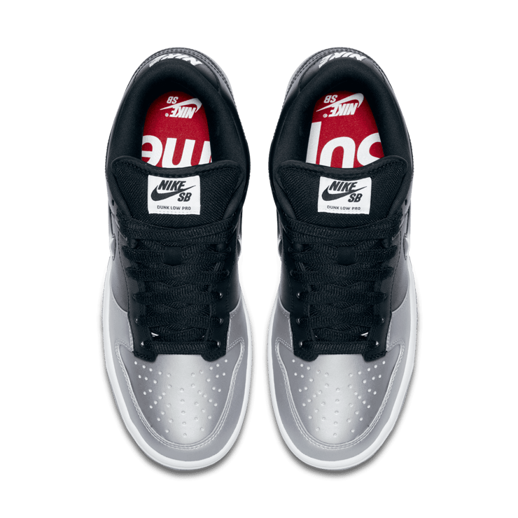 希少コラボ【Supreme × Nike】SB Dunk Low Jewel Swoosh Silver Nike SB Dunk Low Supreme Jewel Swoosh Silver - CK3480-001