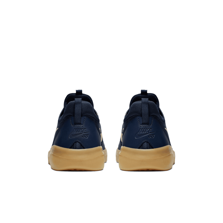 Nike SB Nyjah Free Navy Gum Angle 3