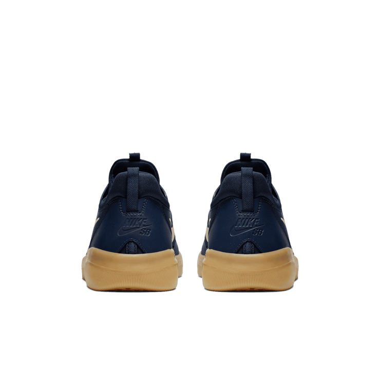 Nike SB Nyjah Free Navy Gum Angle 3