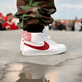 Nike SB Blazer Mid Team Red Angle 4
