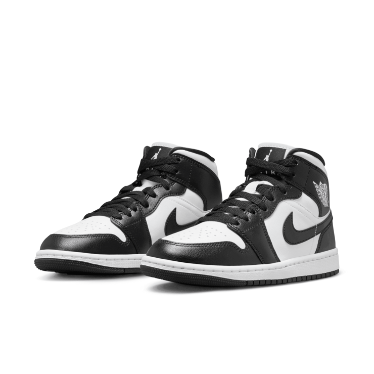 Air Jordan 1 Mid Panda (W) Angle 2