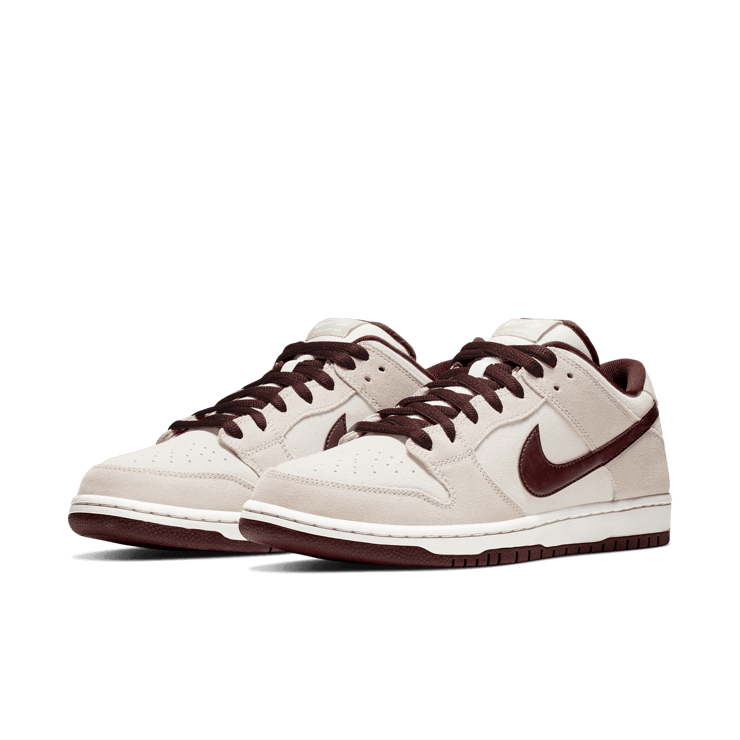 Nike SB Dunk Low Desert Sand Mahogany Angle 2