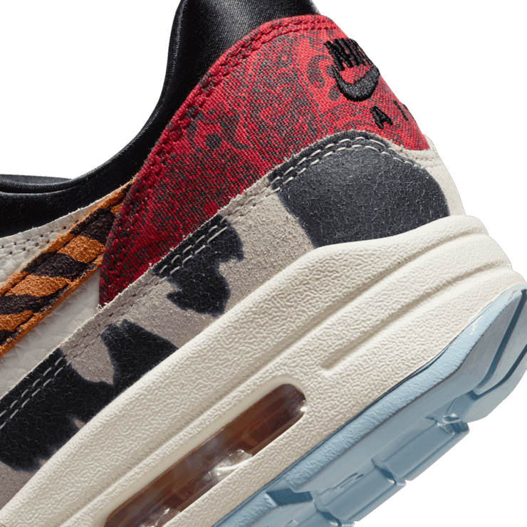 Nike Air Max 1 '87 Great Indoors (W) Angle 5