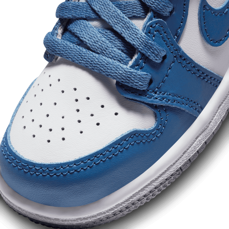 Air Jordan 1 High True Blue (TD) Angle 4
