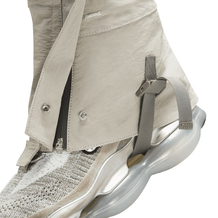 Nike Air Max Scorpion Gaiter Sail Angle 8