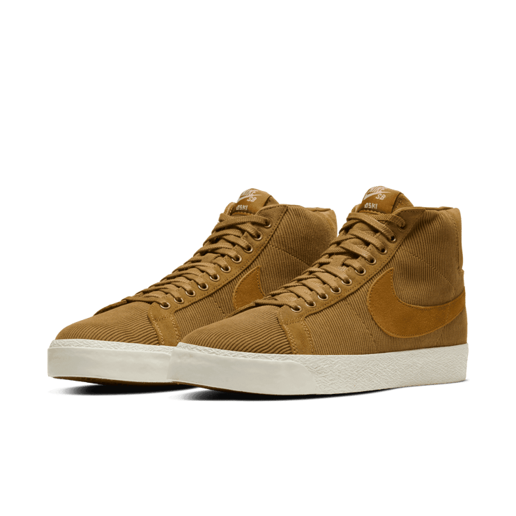 Nike Blazer Mid SB Oski Angle 2