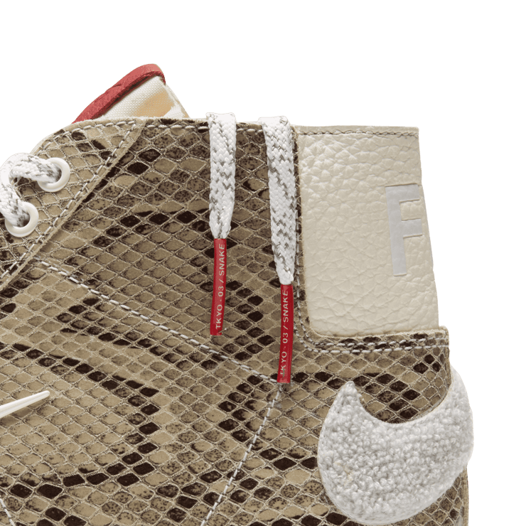 Nike SB Blazer Mid Soulland FRI.day 03 Angle 7