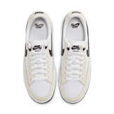 Nike SB Adversary White Black Angle 1