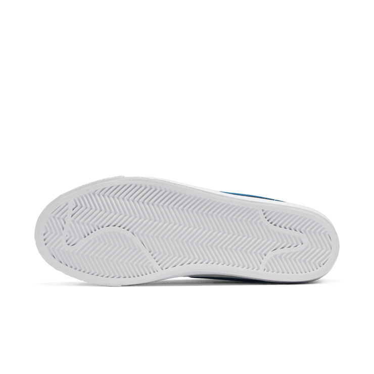 Nike SB Zoom Blazer Mid White Cerulean Angle 0