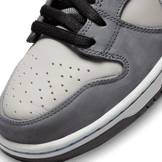 Nike SB Dunk High Medium Grey Angle 4