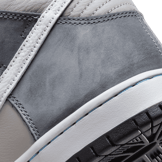 Nike SB Dunk High Medium Grey Angle 5
