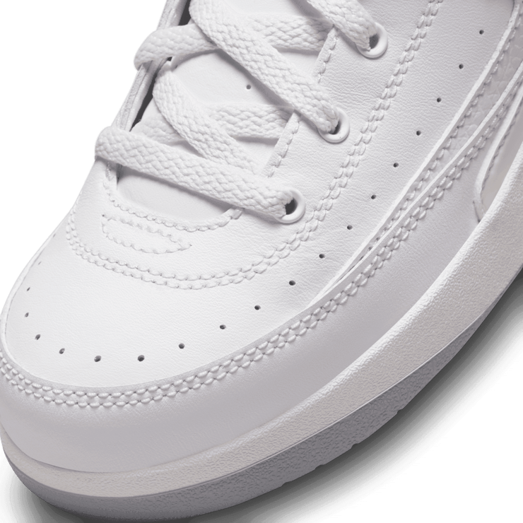 Air Jordan 2 Lucky Green (PS) Angle 4