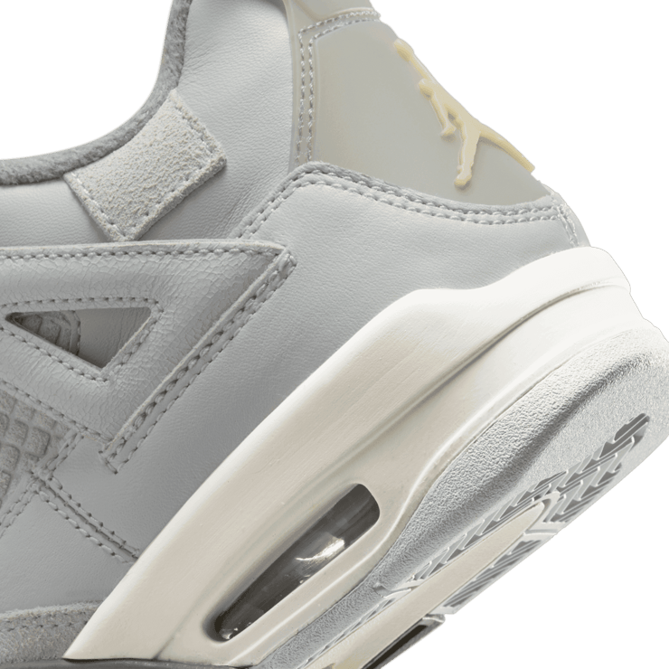 Air Jordan 4 Craft (GS) Angle 5