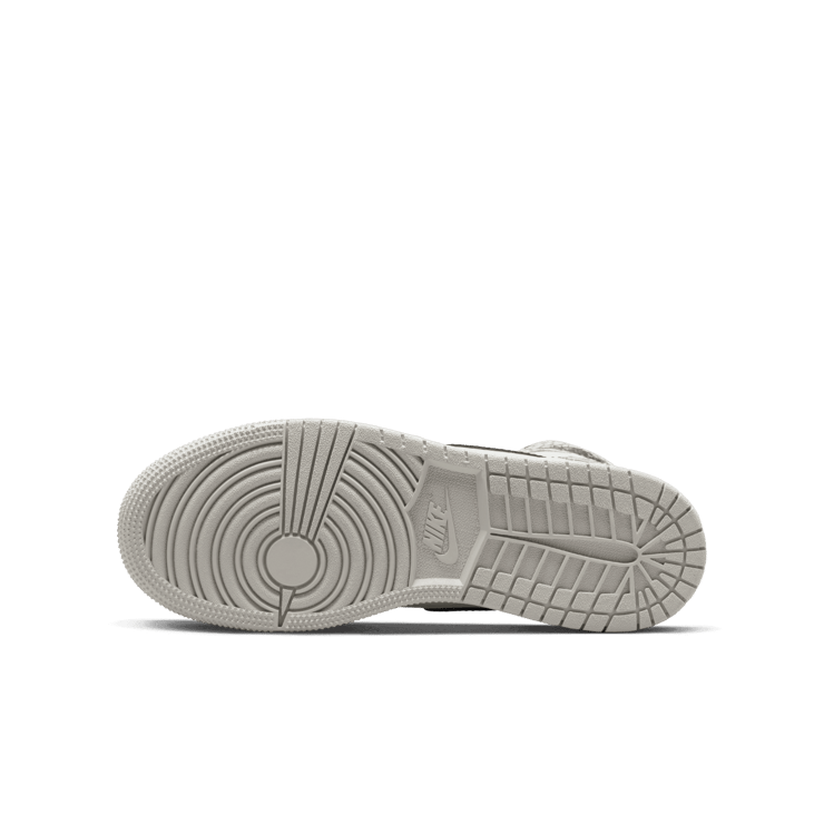 Air Jordan 1 High Elephant Print (GS) Angle 0