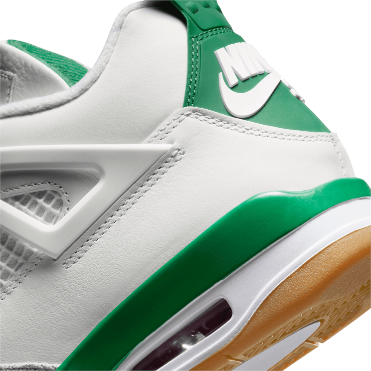 Air Jordan 4 Nike SB SP Sail Pine Green Angle 5