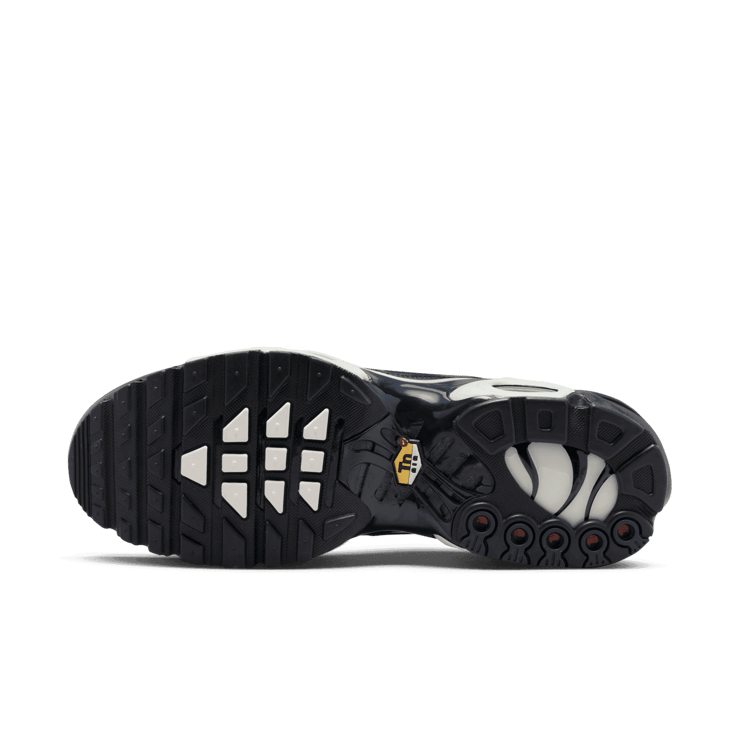 Nike Air Max Plus Black White Midnight Navy Angle 0