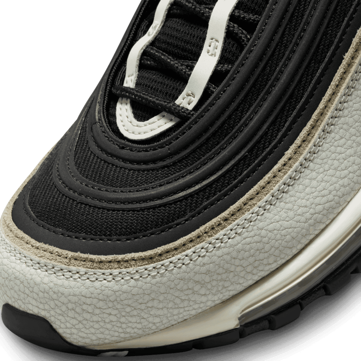 Nike Air Max 97 Light Bone Black Angle 4