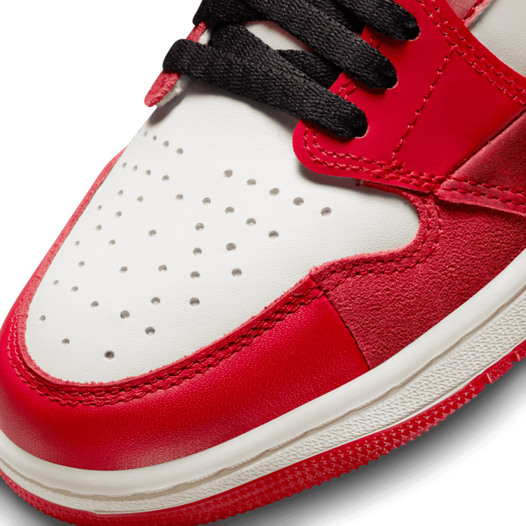 Air Jordan 1 High OG Spider-Man: Across the Spider-Verse Next Chapter Angle 4