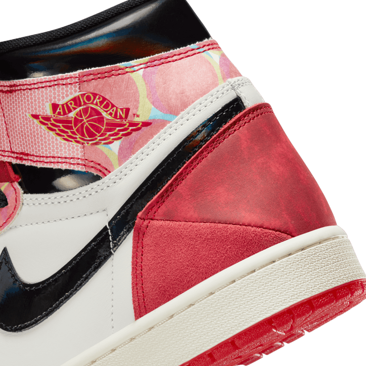 Air Jordan 1 High OG Spider-Man: Across the Spider-Verse Next Chapter Angle 5